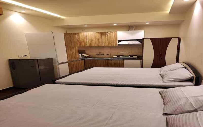 Sun Moon Residency And Apartments, Hotels In Rohini Делхи Екстериор снимка